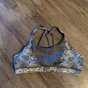 Lululemon energy bra
